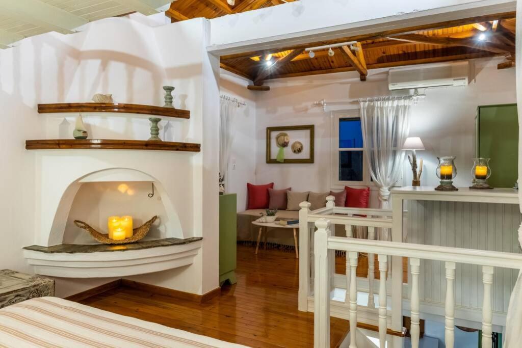 Nina-Myrtia Countryside House Skopelos Ditropo Экстерьер фото