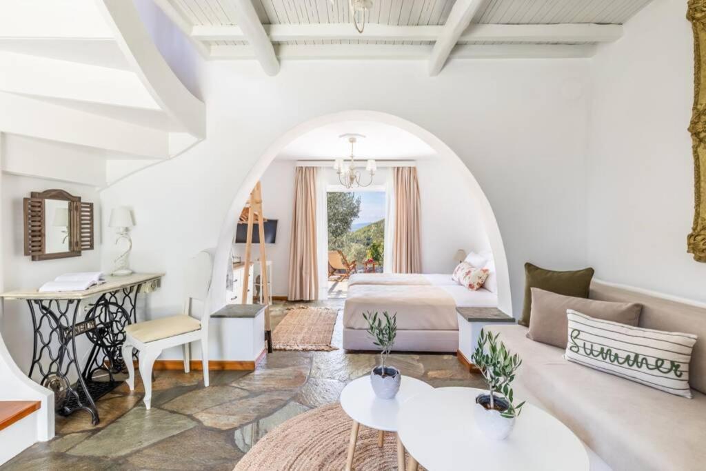 Nina-Myrtia Countryside House Skopelos Ditropo Экстерьер фото